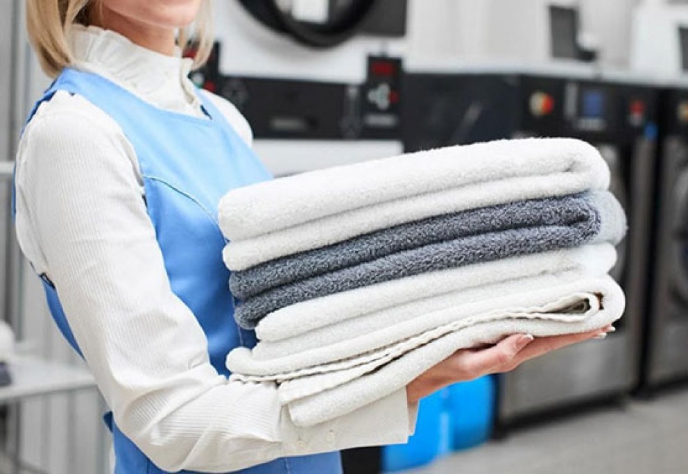 Laundry & Dry Cleaning Service